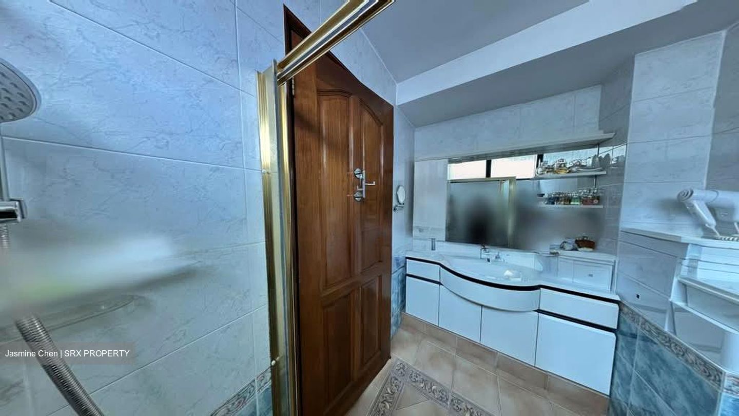 Paya Lebar Crescent (D19), Semi-Detached #545978341